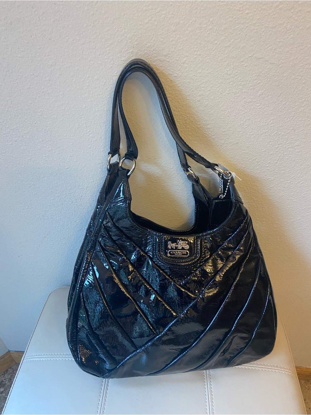 RARE Coach Madison Maggie CRINKLE Hobo Bag in Patent BLACK
